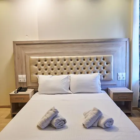 Famissi Sofita 10 Aparthotel *